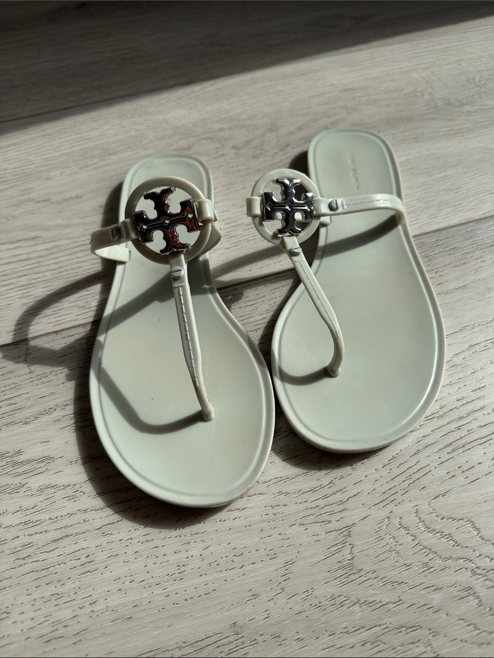 Tory Burch Pale Mint Jelly Logo Thong Sandals